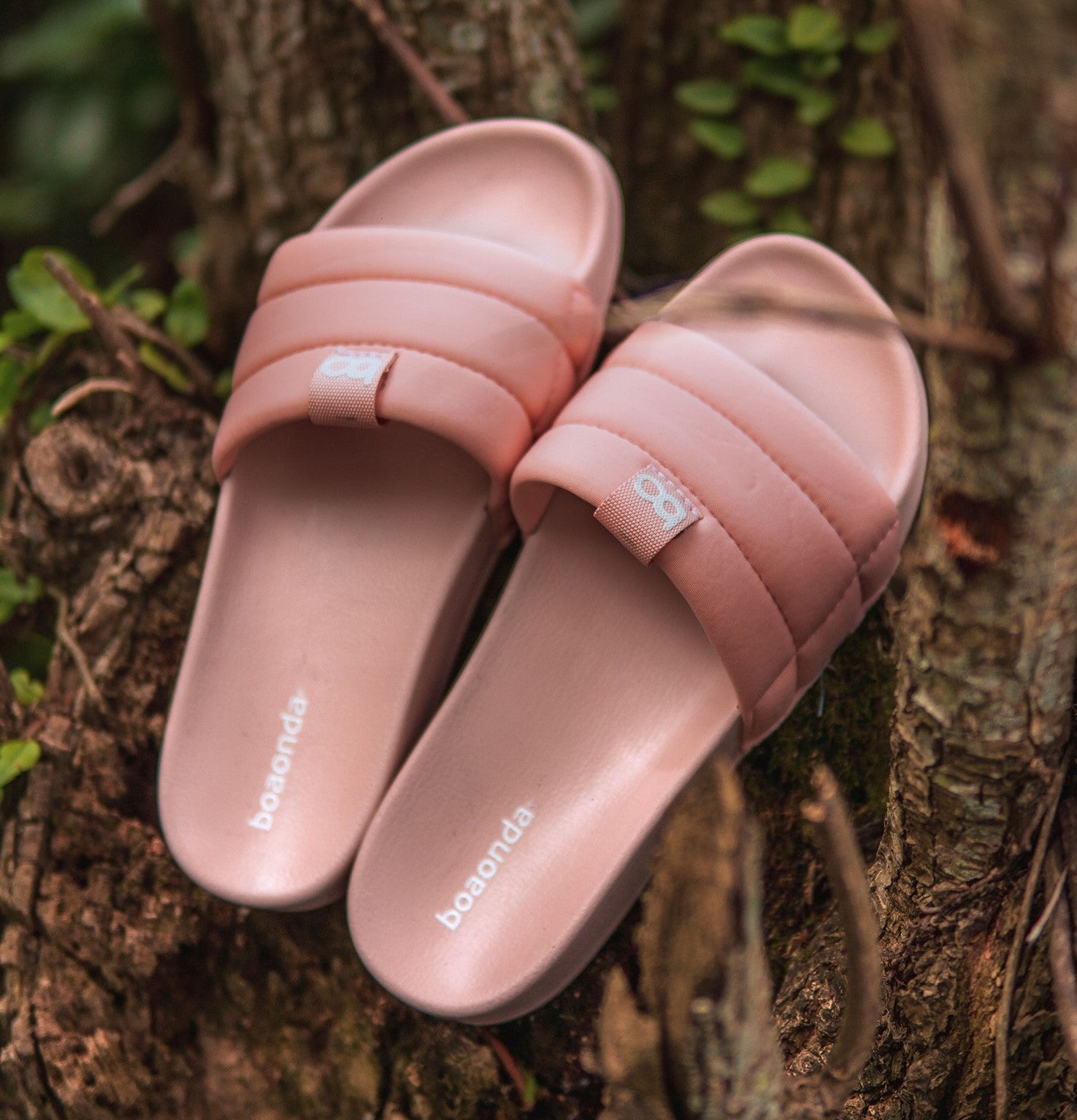 SLIDE – SIMPLE, LIGHT, AND ESSENTIAL